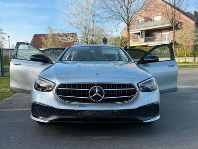 Usata Mercedes E220 194 CV (142 kW) 2021 Argento Berlina