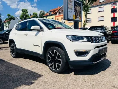 Gebraucht Jeep Compass Limited 120 PS (88 kW) 2018 Weiß SUV