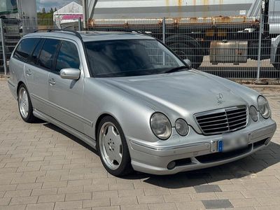 Mercedes E55 AMG