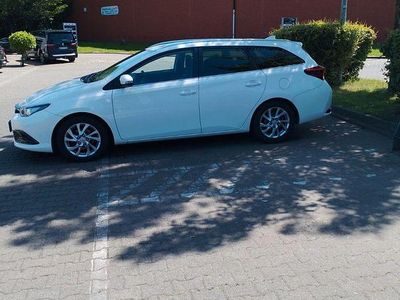 Toyota Auris Touring Sports