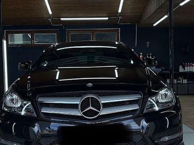 Usata Mercedes C180 156 CV (114 kW) 2014 Nero Coupé