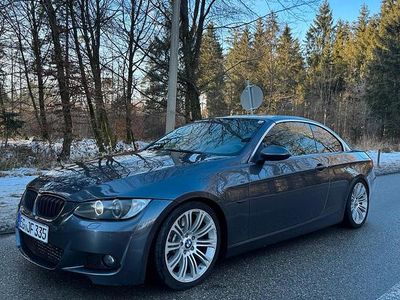 Grau Gebraucht 2007 BMW 335 Cabriolet M Performance Cabrio | 11.900 € (Guter Preis)