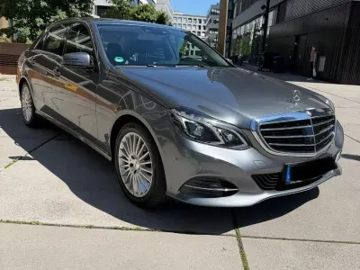 Gebraucht Mercedes E350 258 PS (189 kW) 2016 Grau Limousine