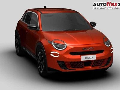 Neu Fiat 600 La Prima 110 PS (80 kW) 2025 Sole orange metallic SUV
