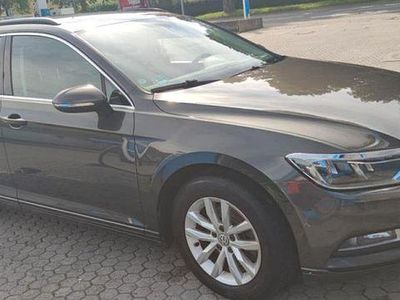 Gebraucht VW Passat Comfortline 150 PS (110 kW) 2016 Grau Kombi