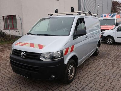 Gebraucht VW T5 140 PS (102 kW) 2014 Silber Van