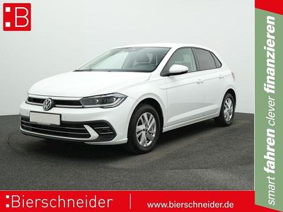 Weiss Gebraucht 2024 VW Polo Style Limousine | 21.450 € (Fairer Preis)