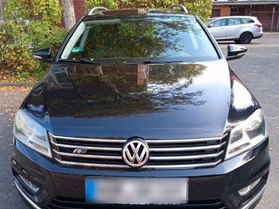 Usata VW Passat R-line 211 CV (155 kW) 2012 Nero Station wagon