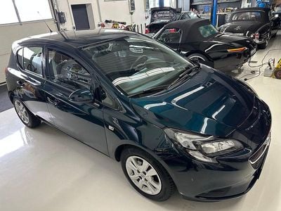 Grün Gebraucht 2015 Opel Corsa Edition Limousine | 4.290 € (Fairer Preis)