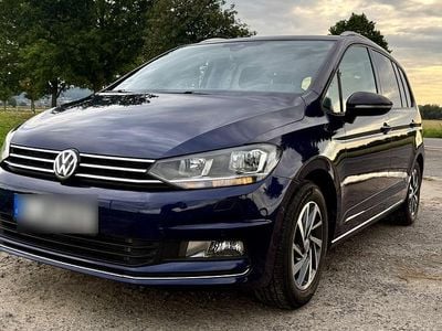 Blau Gebraucht 2019 VW Touran IQ Drive Van / Kleinbus | 21.999 € (Guter Preis)