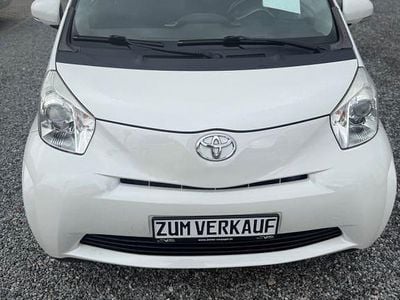 Toyota iQ