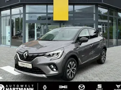 Gebraucht Renault Captur Komfort 140 PS (102 kW) 2023 Grau SUV