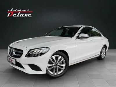 Gebraucht Mercedes C180 Avantgarde 156 PS (114 kW) 2020 Polarweiss  unilack Limousine