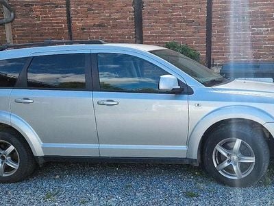 Gebraucht Fiat Freemont 140 PS (102 kW) 2012 Silber SUV