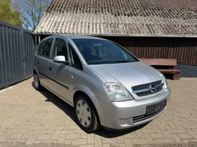 Gebraucht Opel Meriva Edition 101 PS (74 kW) 2004 Silber Van / Kleinbus