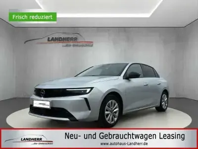 Używany Opel Astra Edition 131 KM (96 kW) 2025 Srebrny Sedan/Limuzyna