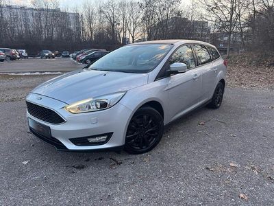 Grau Gebraucht 2017 Ford Focus Kombi | 4.400 € (Guter Preis)