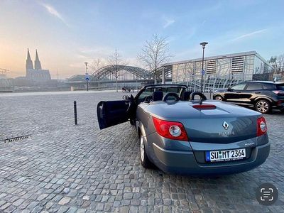 Gebraucht Renault Mégane Cabriolet Dynamique 111 PS (81 kW) 2007 Grau Cabrio