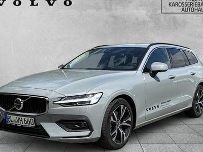 Gebraucht Volvo V60 Core 197 PS (144 kW) 2024 Grau Kombi