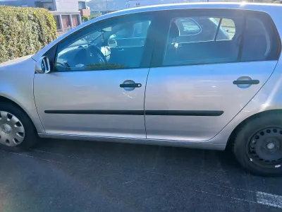 Gebraucht VW Golf IV 75 PS (55 kW) 2003 Kleinwagen