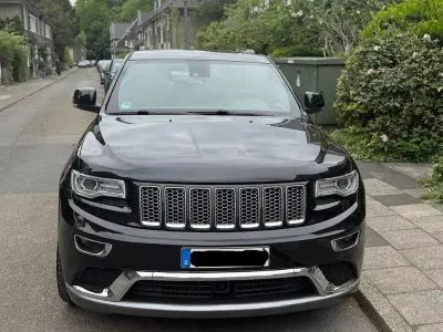 Gebraucht Jeep Grand Cherokee Summit 250 PS (183 kW) 2016 Schwarz SUV