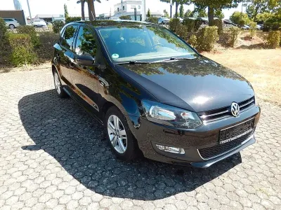 Gebraucht VW Polo Life 90 PS (66 kW) 2014 Schwarz Limousine