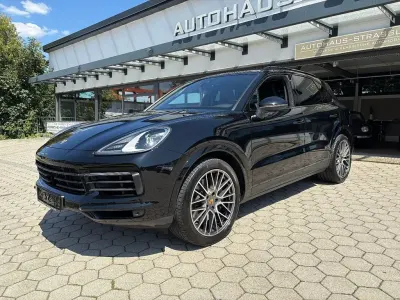 Gebraucht Porsche Cayenne S Platinum Edition 441 PS (324 kW) 2022 Schwarz SUV