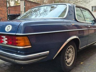 Blau Gebraucht 1983 Mercedes 230 Coupé | 6.876 €
