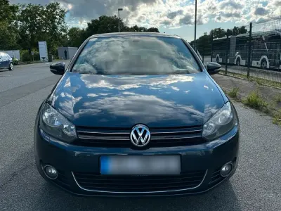 Używany VW Golf VII 86 KM (63 kW) 2012 Niebieski Sedan/Limuzyna