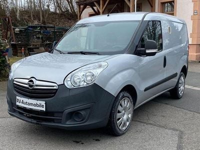 Gebraucht Opel Combo Edition 95 PS (69 kW) 2018 Silber Van / Kleinbus