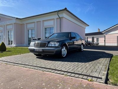 Usata Mercedes 300 SE 231 CV (169 kW) 1992 Nero Berlina