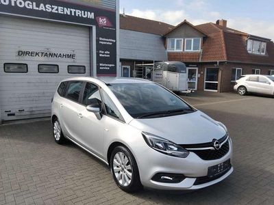 Gebraucht Opel Zafira Edition 140 PS (102 kW) 2017 Argon silber/ice silver (m2) Van / Kleinbus