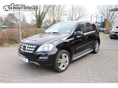 Gebraucht Mercedes 300 204 PS (150 kW) 2010 Obsidianschwarz SUV