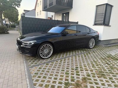 BMW 750