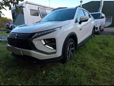 Gebraucht Mitsubishi Eclipse Cross Basis 188 PS (138 kW) 2022 Weiß SUV