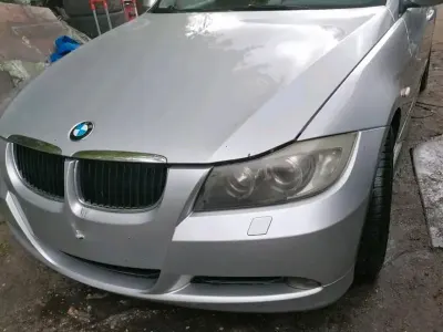 Gebraucht BMW 320 123 PS (90 kW) 2007 Silber Limousine