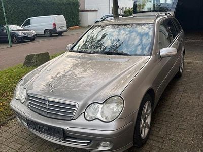 Gebraucht Mercedes C220 150 PS (110 kW) 2004 Silber Kombi