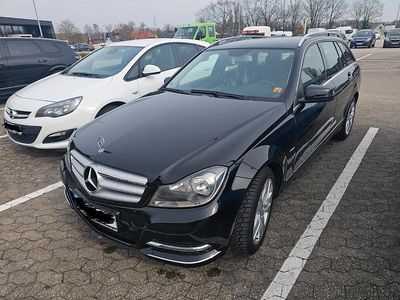 Gebraucht Mercedes C220 Avantgarde 170 PS (125 kW) 2011 Schwarz Kombi