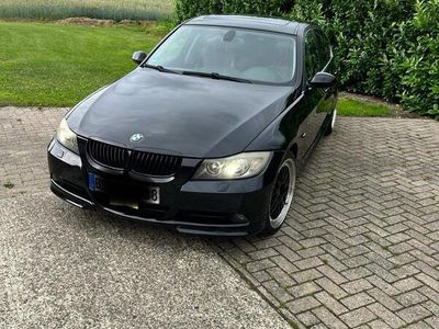 BMW 325