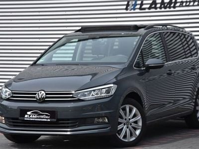 Delfingrau metallic Gebraucht 2024 VW Touran Highline Van / Kleinbus | 33.999 € (Fairer Preis)