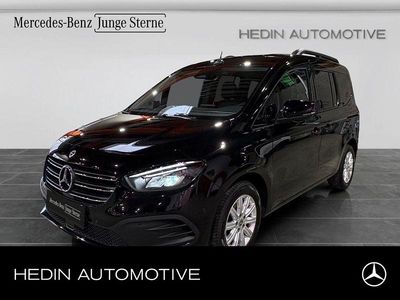 Gebraucht Mercedes T180 Advantage 116 PS (85 kW) 2024 Schwarz Van / Kleinbus