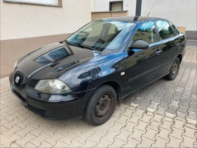 Używany Seat Cordoba 75 KM (55 kW) 2006 Czarny Sedan/Limuzyna
