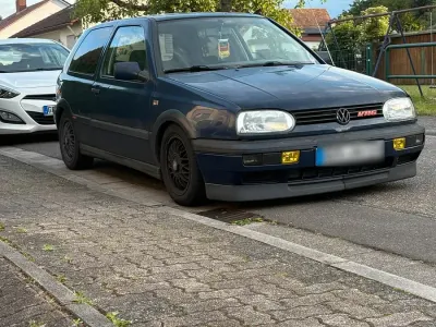 Gebraucht VW Golf III 90 PS (66 kW) 1992 Blau Kleinwagen
