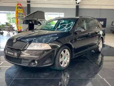 Gebraucht Skoda Octavia Elegance 160 PS (117 kW) 2008 Schwarz Kombi
