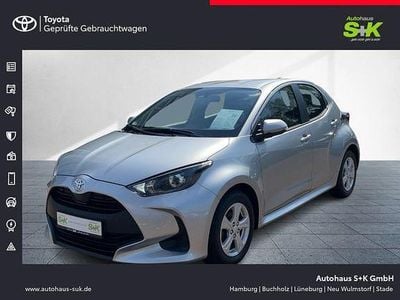 Usata Toyota Yaris Comfort 72 CV (52 kW) 2023 Argento Utilitaria
