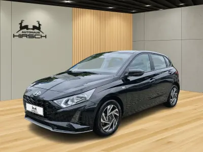 Gebraucht Hyundai i20 Trend 101 PS (74 kW) 2024 Phantom black Limousine