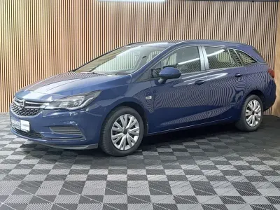Gebraucht Opel Astra Edition 110 PS (80 kW) 2019 Blau Kombi