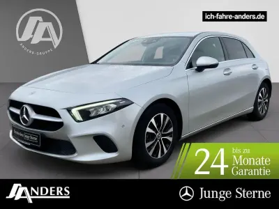 Gebraucht Mercedes A180 116 PS (85 kW) 2022 Iridiumsilber Limousine