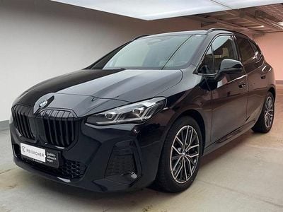 Gebraucht BMW 223 Active Tourer Efficient Dynamics 204 PS (150 kW) 2022 Saphirschwarz metallic Van / Kleinbus
