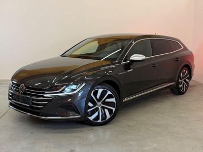 Usata VW Arteon Elegance 200 CV (147 kW) 2023 Grigio Berlina